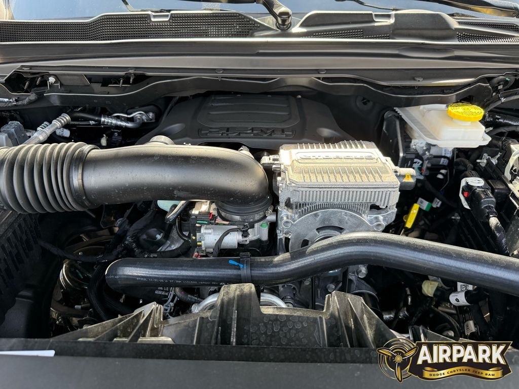 New 2026 Diamond Black Crystal Pearlcoat Ram Laramie image 28