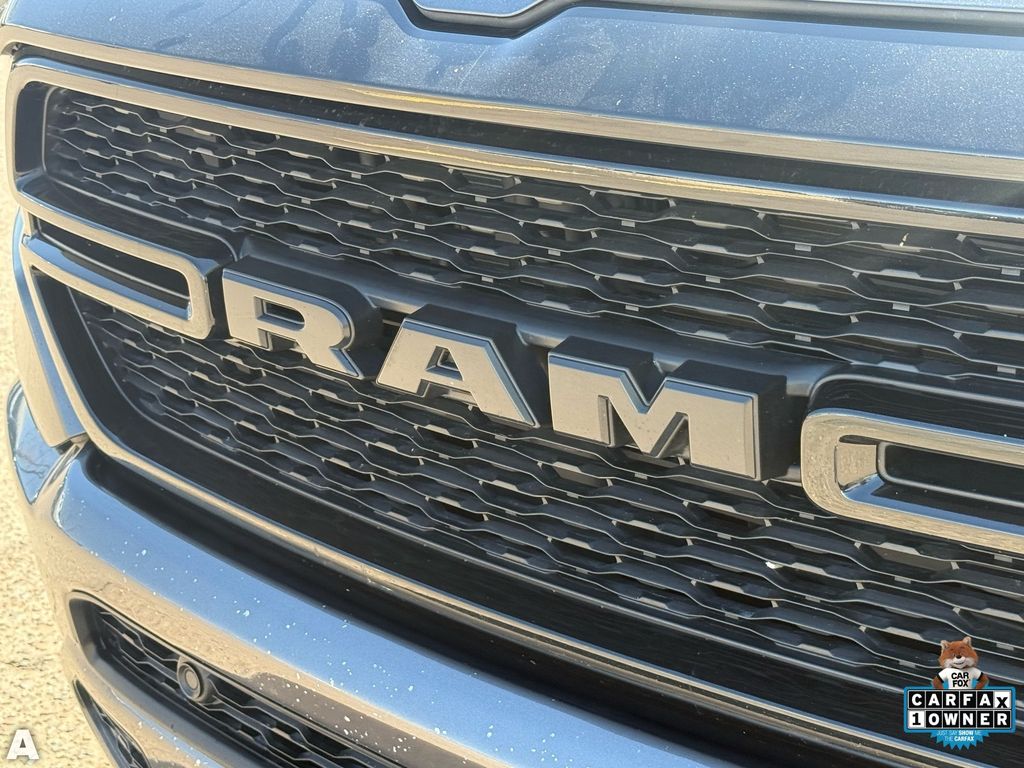 Used 2022 Granite Crystal Metallic Clearcoat Ram Big Horn/Lone Star image 32