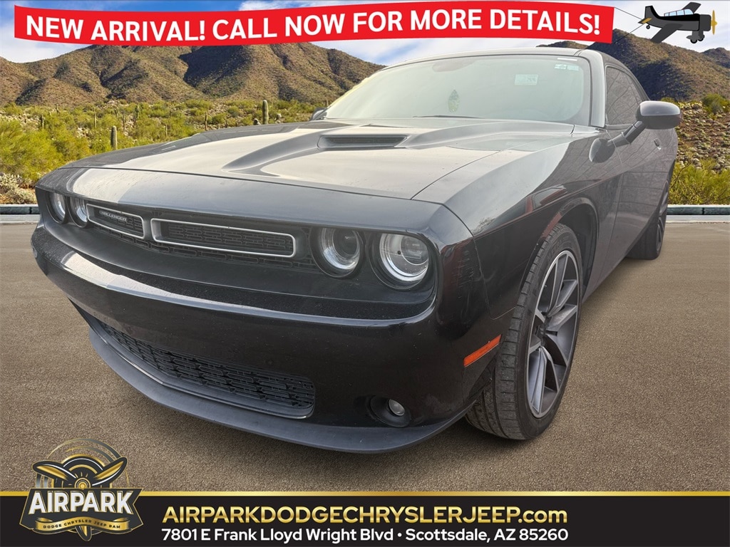 2019 Dodge Challenger SXT Plus