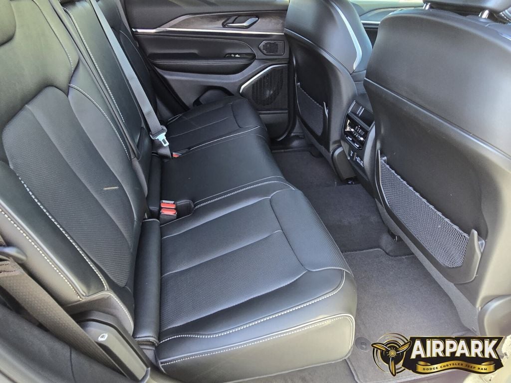 New 2025 Silver Zynith Jeep Overland image 15