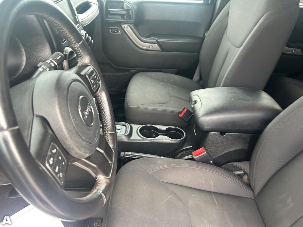 Used 2018 Black Clearcoat Jeep Unlimited Sport image 18