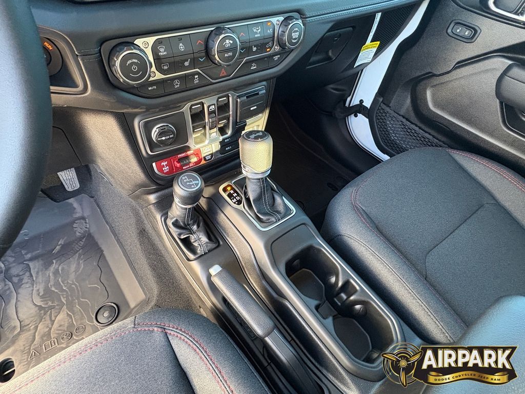 New 2026 Bright White Jeep Rubicon image 18