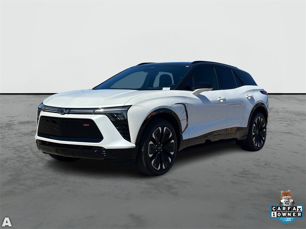 2024 Chevrolet Blazer EV RS photo 2