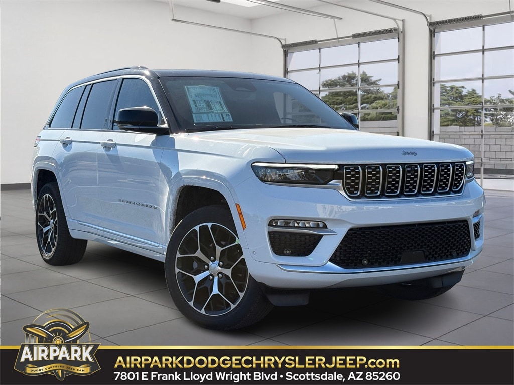New 2025 Jeep Grand Cherokee Summit Sport Utility