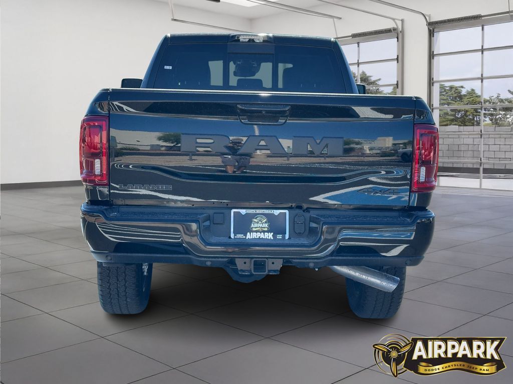 New 2026 Diamond Black Crystal Pearlcoat Ram Laramie image 6