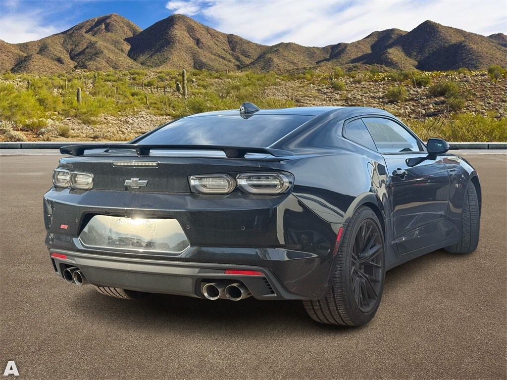 2021 Chevrolet Camaro SS Coupe photo 3