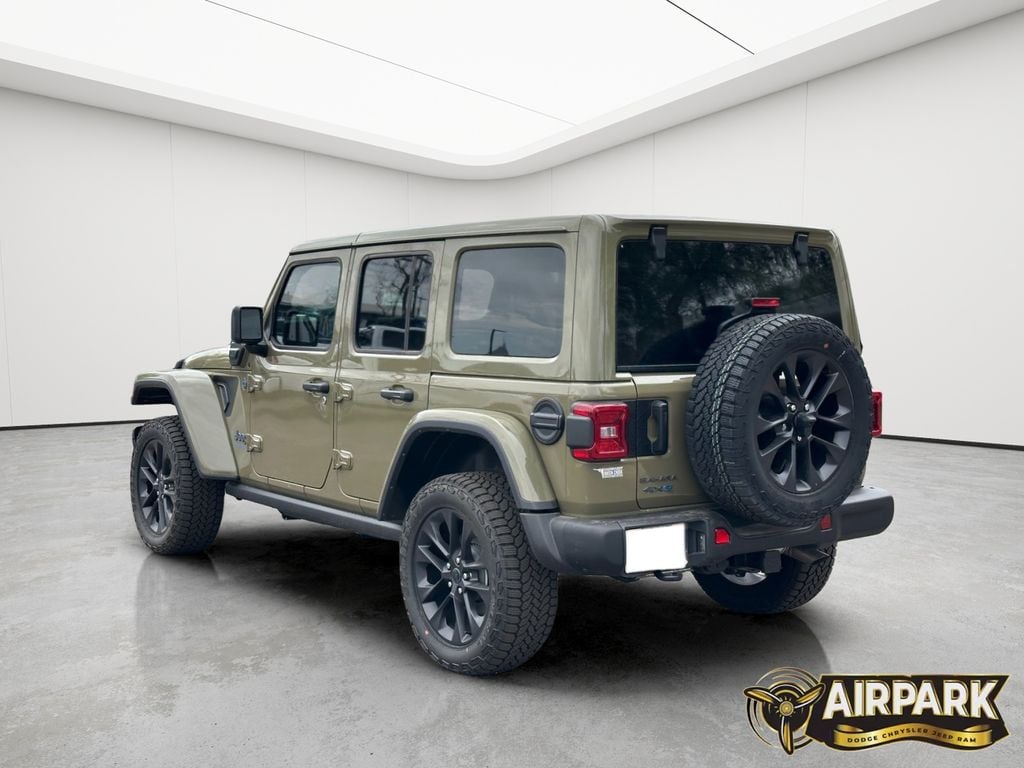 New 2025 41 Jeep Sahara image 7