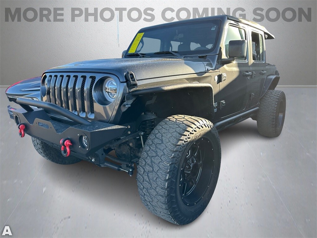 2018 Jeep Wrangler Unlimited Sport photo 2