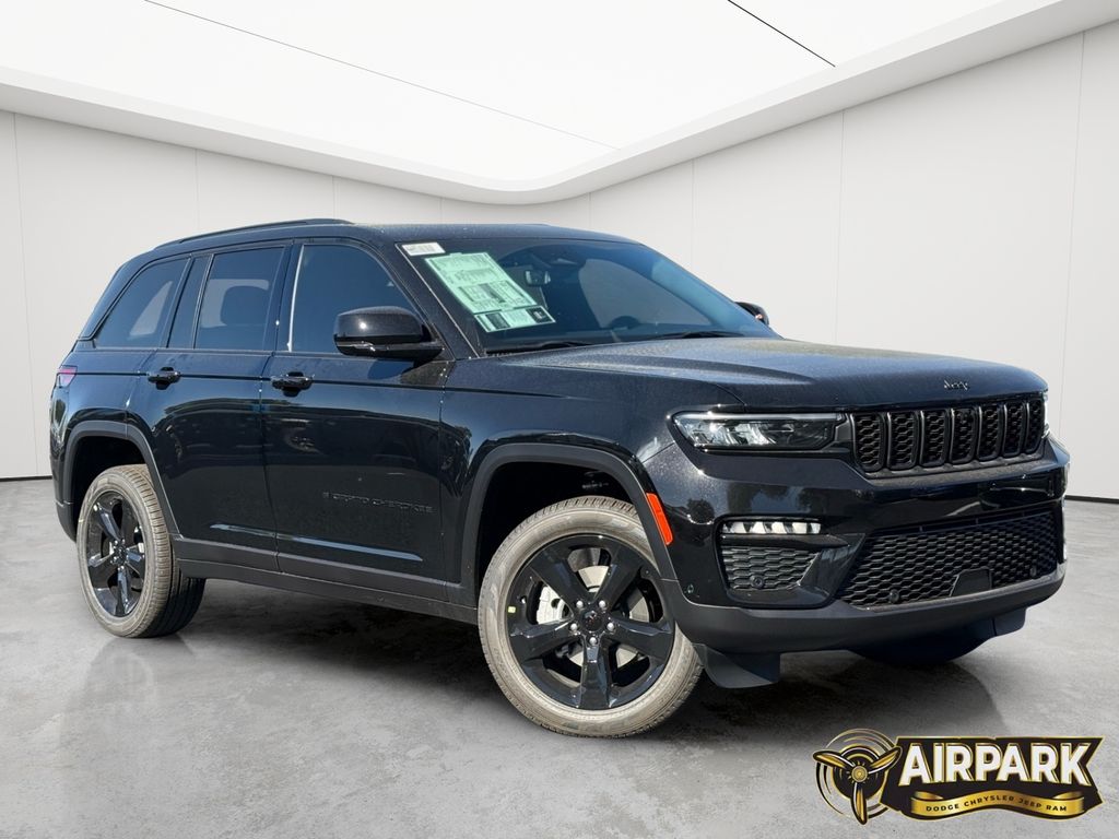 New 2025 Diamond Black Crystal Pearlcoat Jeep Limited image 2