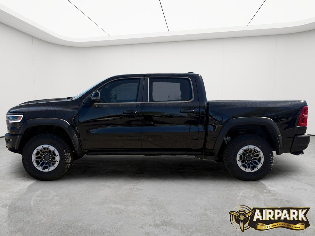 New 2026 Diamond Black Crystal Pearlcoat Ram RHO image 7