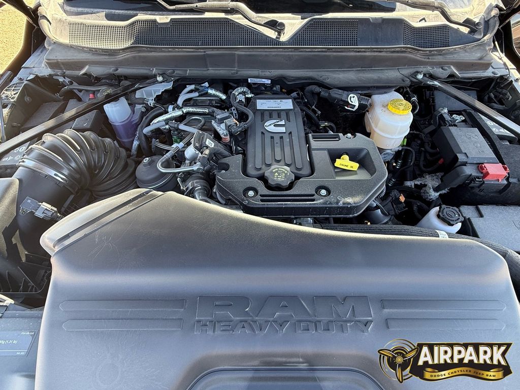 New 2026 Diamond Black Crystal Pearlcoat Ram Tradesman image 19