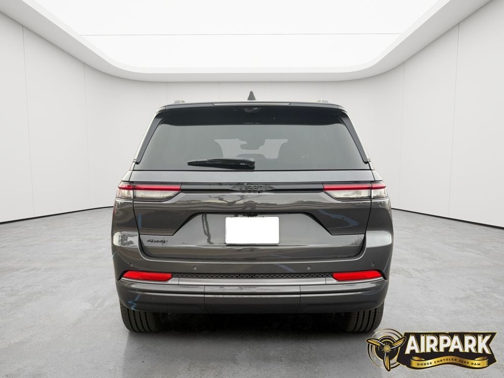 New 2026 Baltic Gray Jeep Limited image 5