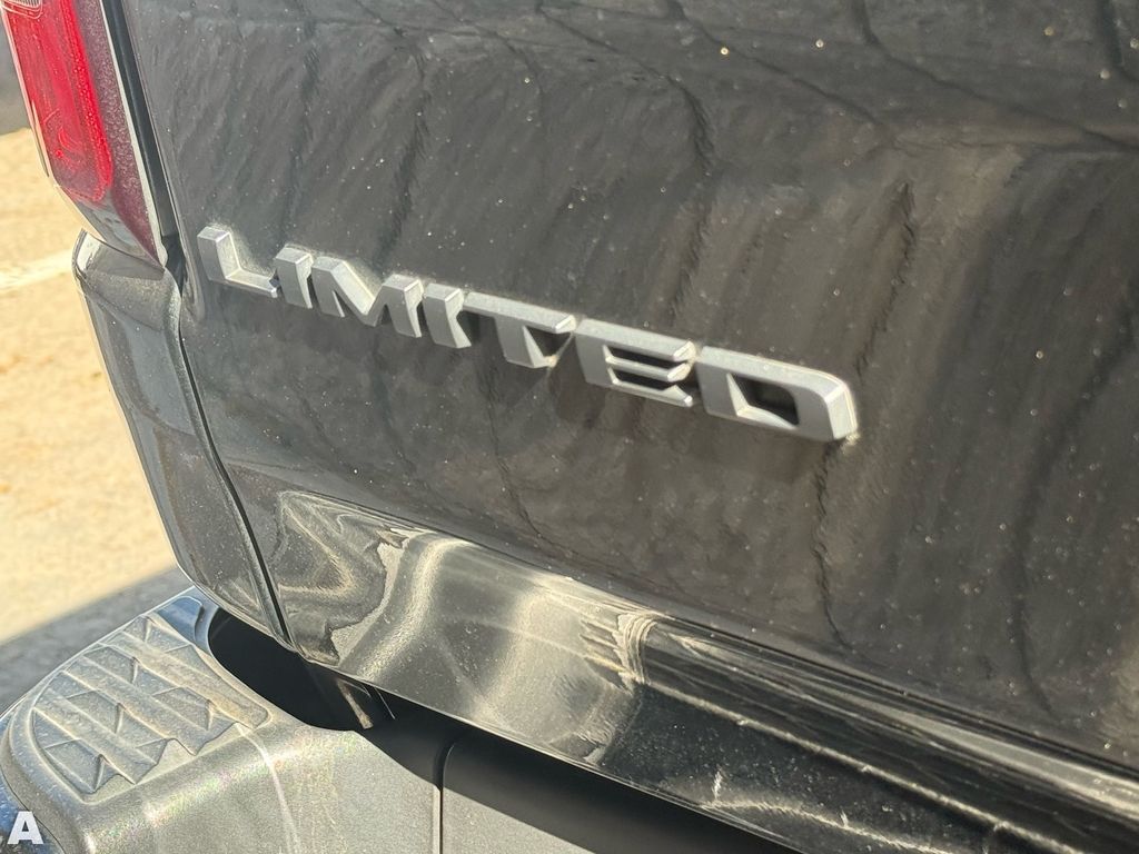 Used 2024 Diamond Black Crystal Pearlcoat Ram Tradesman image 14