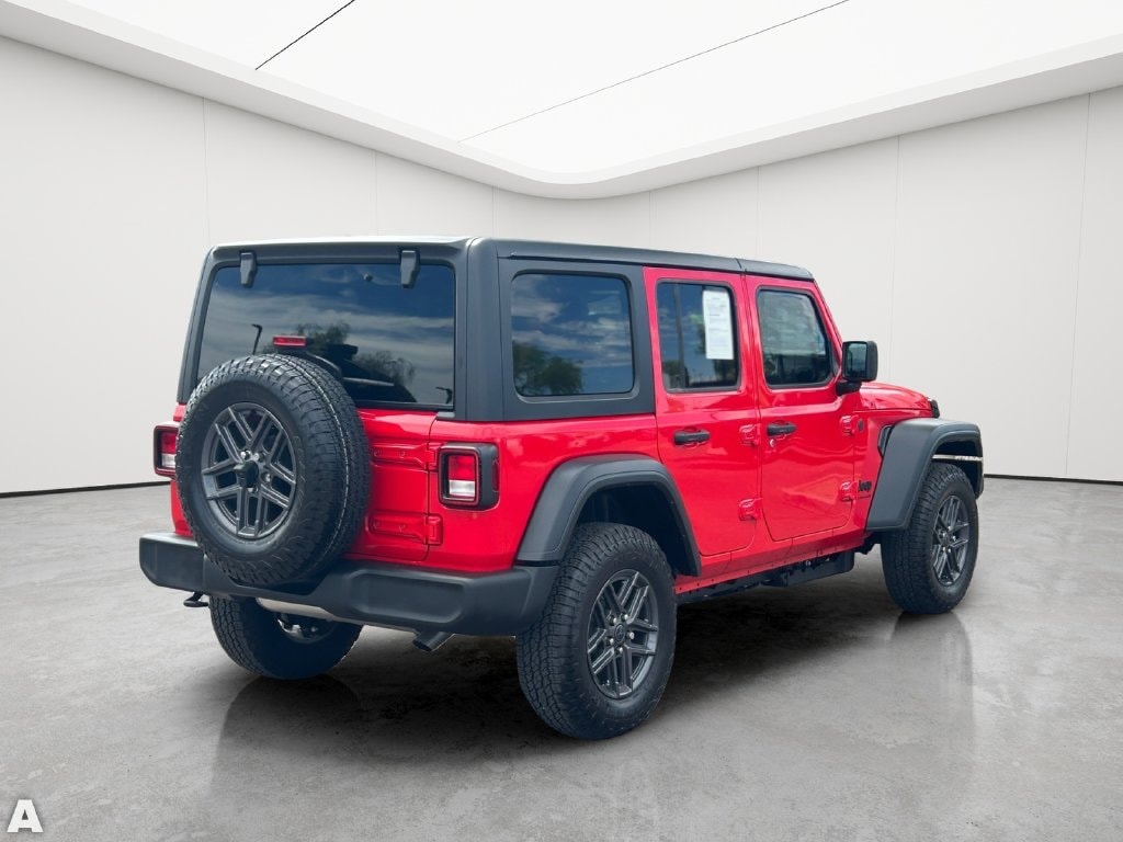 Used 2026 Firecracker Red Clearcoat Jeep Sport S image 5