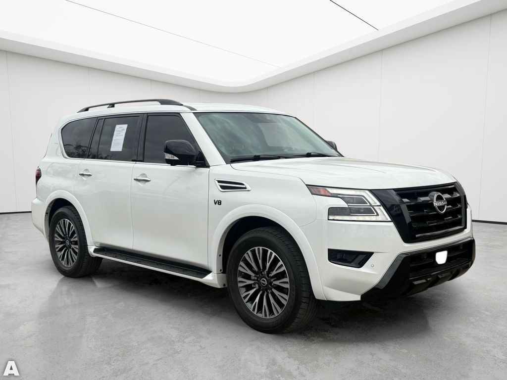 Used 2022 Aspen White Tricoat Nissan SL image 9