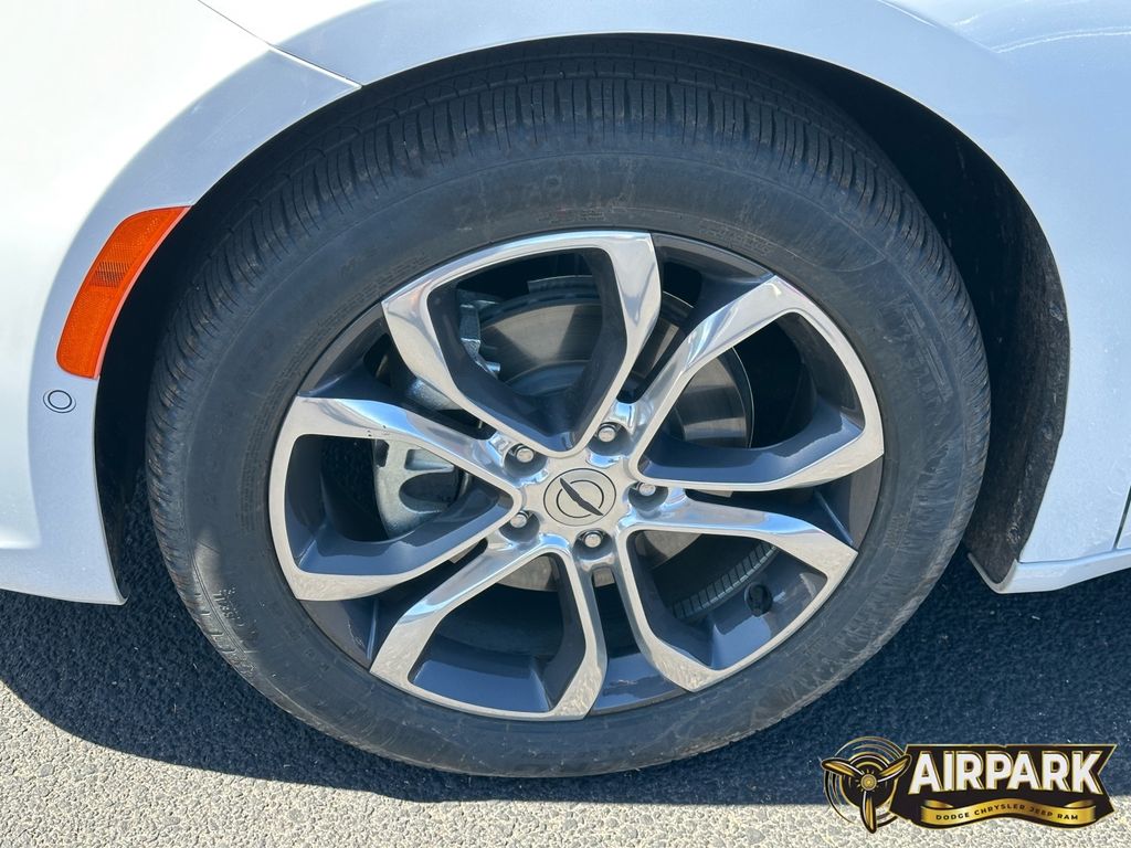 New 2024 Bright White Chrysler Pinnacle image 10