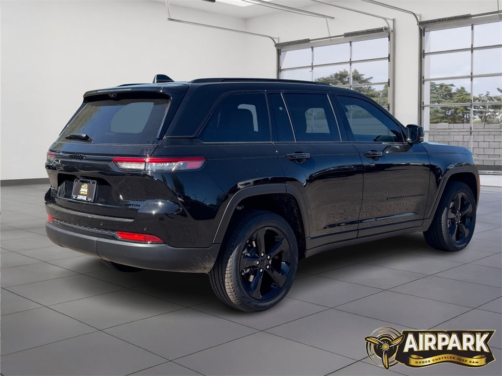 New 2025 Jeep Grand Cherokee Limited Sport Utility