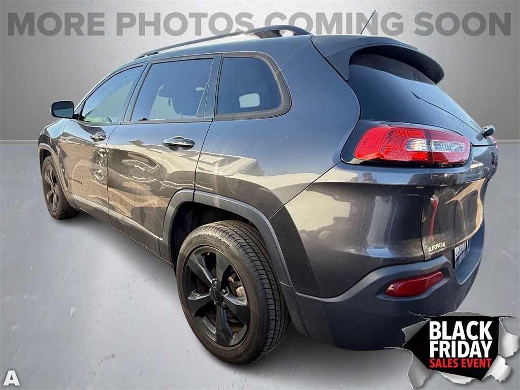 Used 2018 Jeep Cherokee Latitude SUV