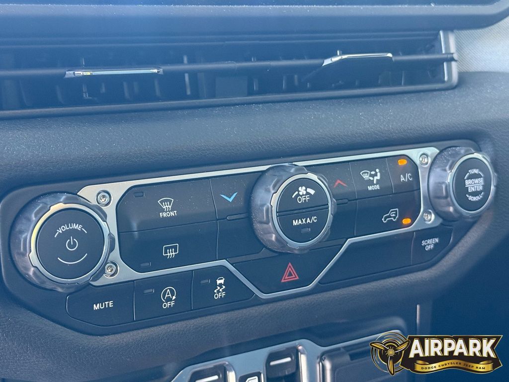 New 2025 41 Jeep Sport image 17