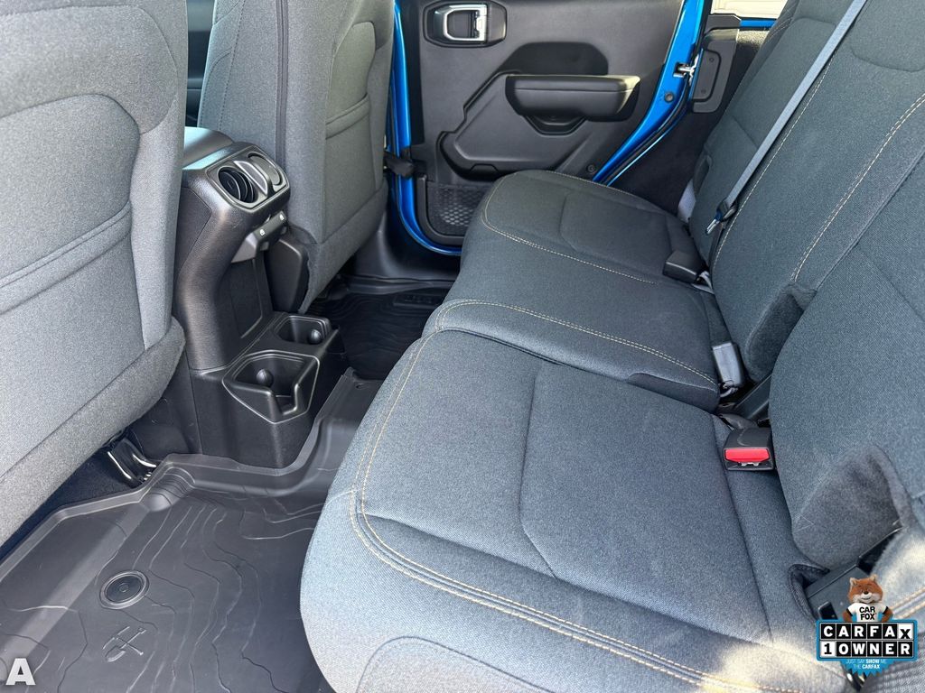 Used 2025 Hydro Blue Pearl Coat Jeep Sport S image 25