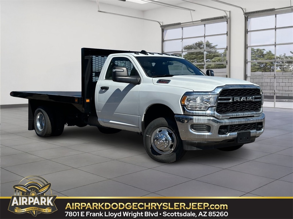 2024 RAM Ram 3500 Chassis Cab Tradesman's photo