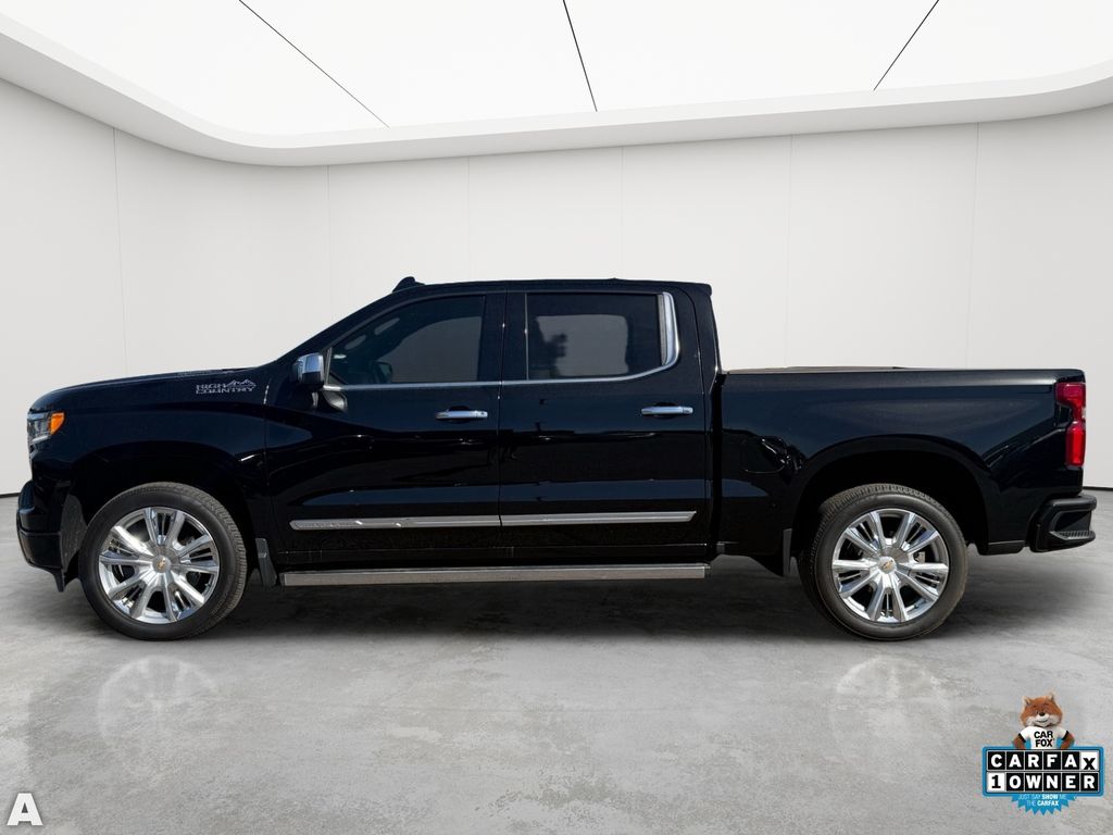 Used 2025 Black Chevrolet High Country image 3