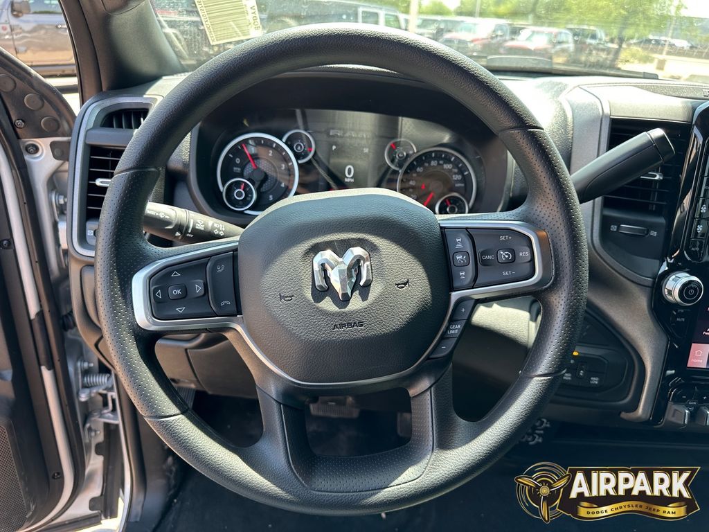 New 2026 Silver Zynith Ram Tradesman image 15