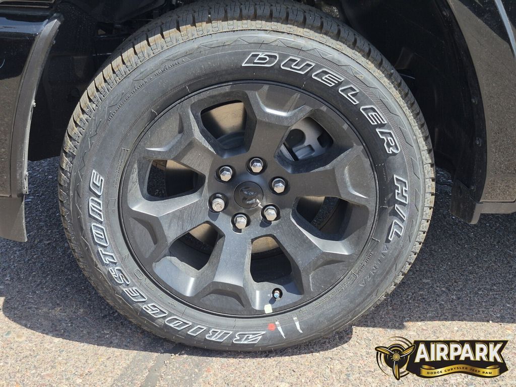 New 2026 Diamond Black Crystal Pearlcoat Ram Big Horn/Lone Star image 10