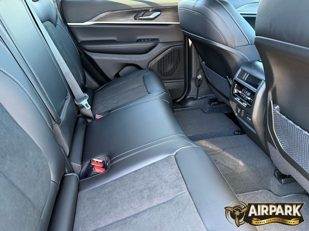 New 2026 Baltic Gray Jeep Laredo image 24