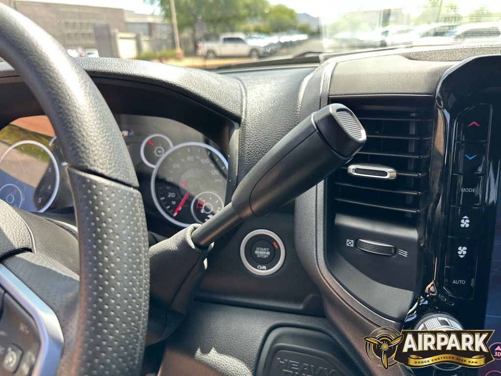 New 2025 Bright White Ram Tradesman image 21