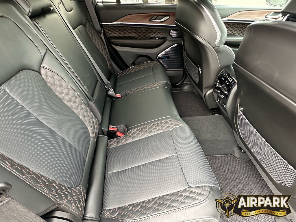 New 2025 Bright White Jeep Summit image 13