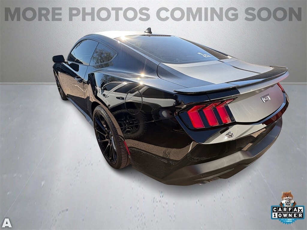 2024 Ford Mustang GT Premium photo 2