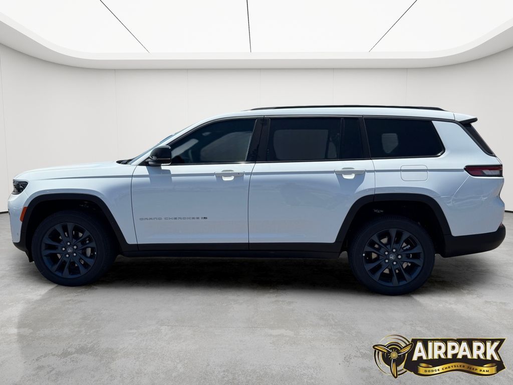 New 2026 Bright White Jeep Limited image 7