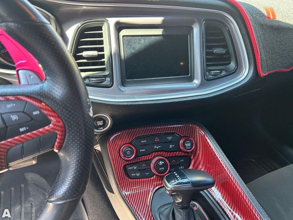 Used 2019 White Knuckle Clearcoat Dodge R/T image 6