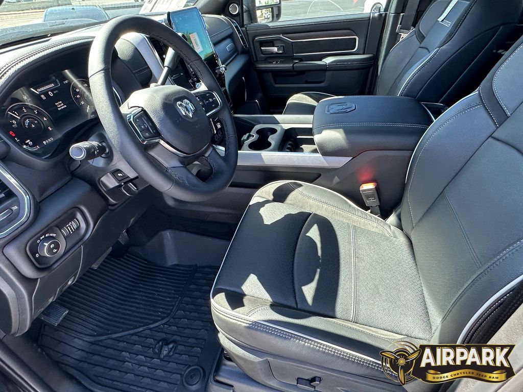 New 2026 Diamond Black Crystal Pearlcoat Ram Laramie image 13