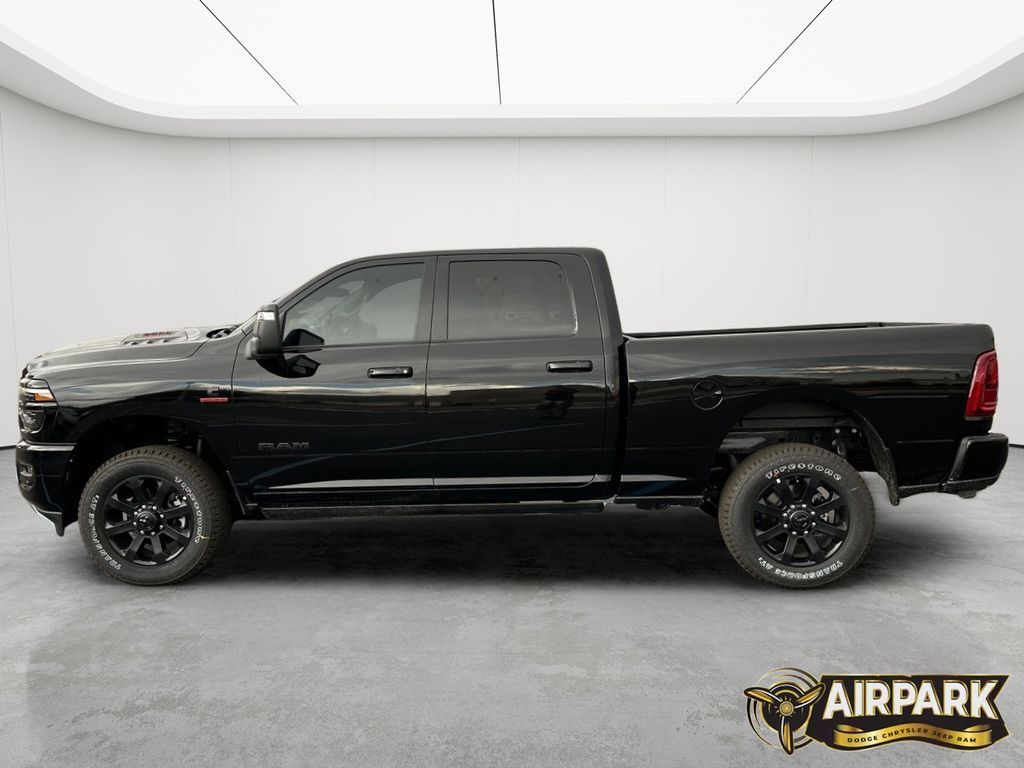New 2026 Diamond Black Crystal Pearlcoat Ram Laramie image 8