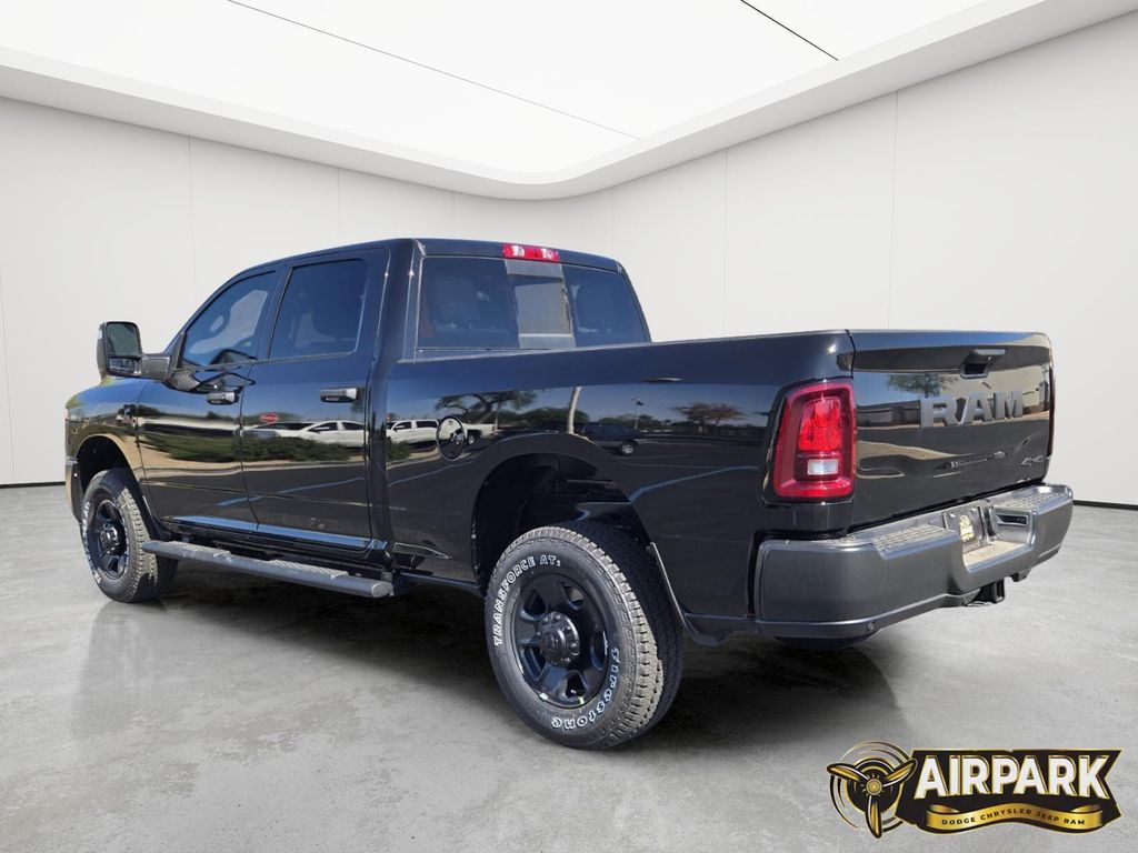 New 2025 Diamond Black Crystal Pearlcoat Ram Tradesman image 7