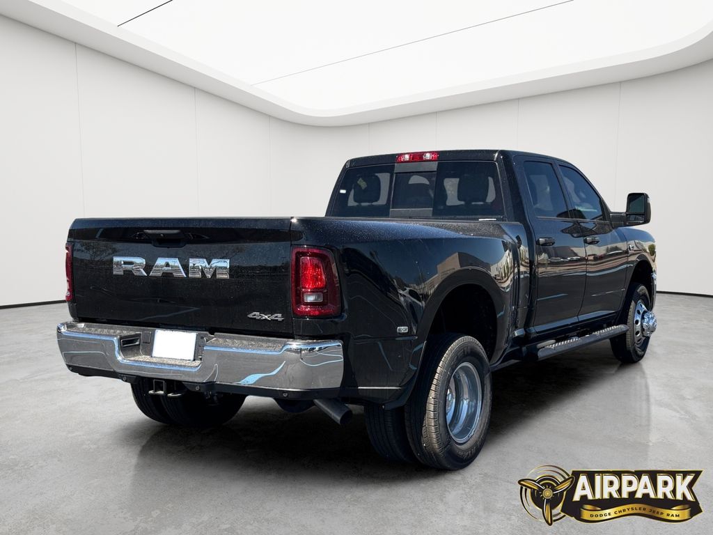 New 2026 Diamond Black Crystal Pearlcoat Ram Tradesman image 4