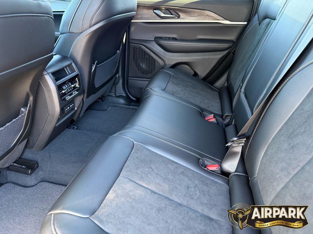 New 2026 Baltic Gray Jeep Laredo image 22