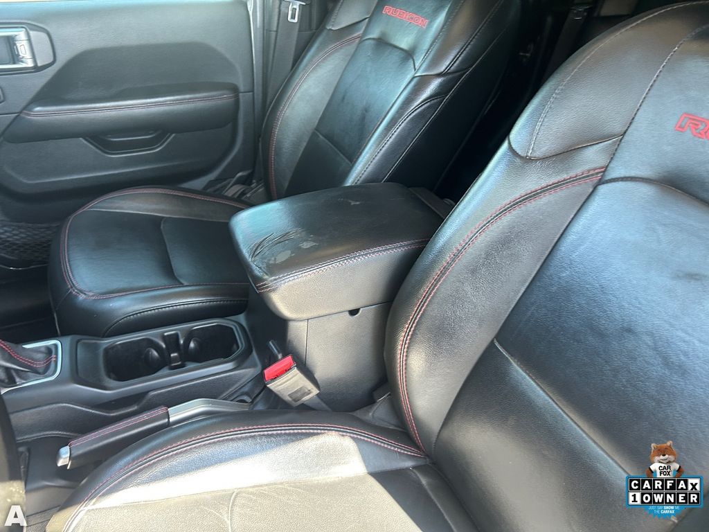 Used 2022 Granite Crystal Metallic Clearcoat Jeep Rubicon image 17