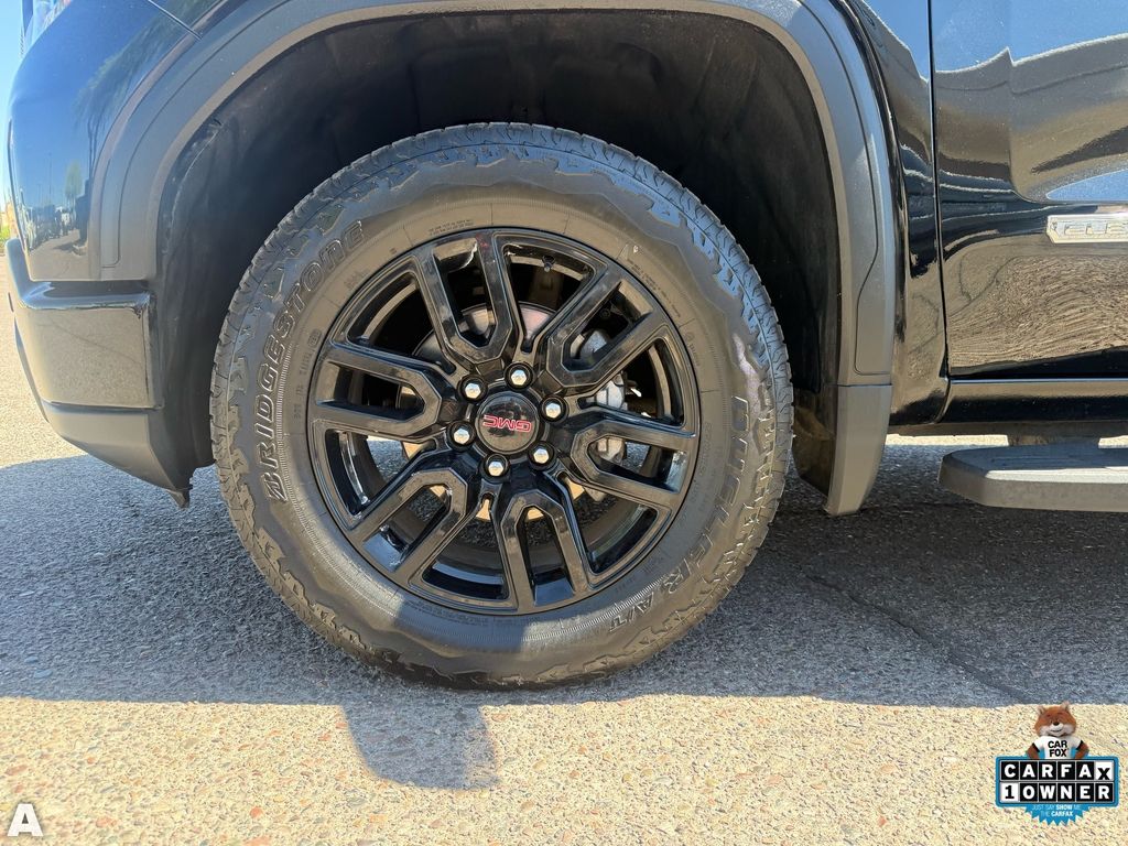 Used 2025 Onyx Black GMC Elevation image 10