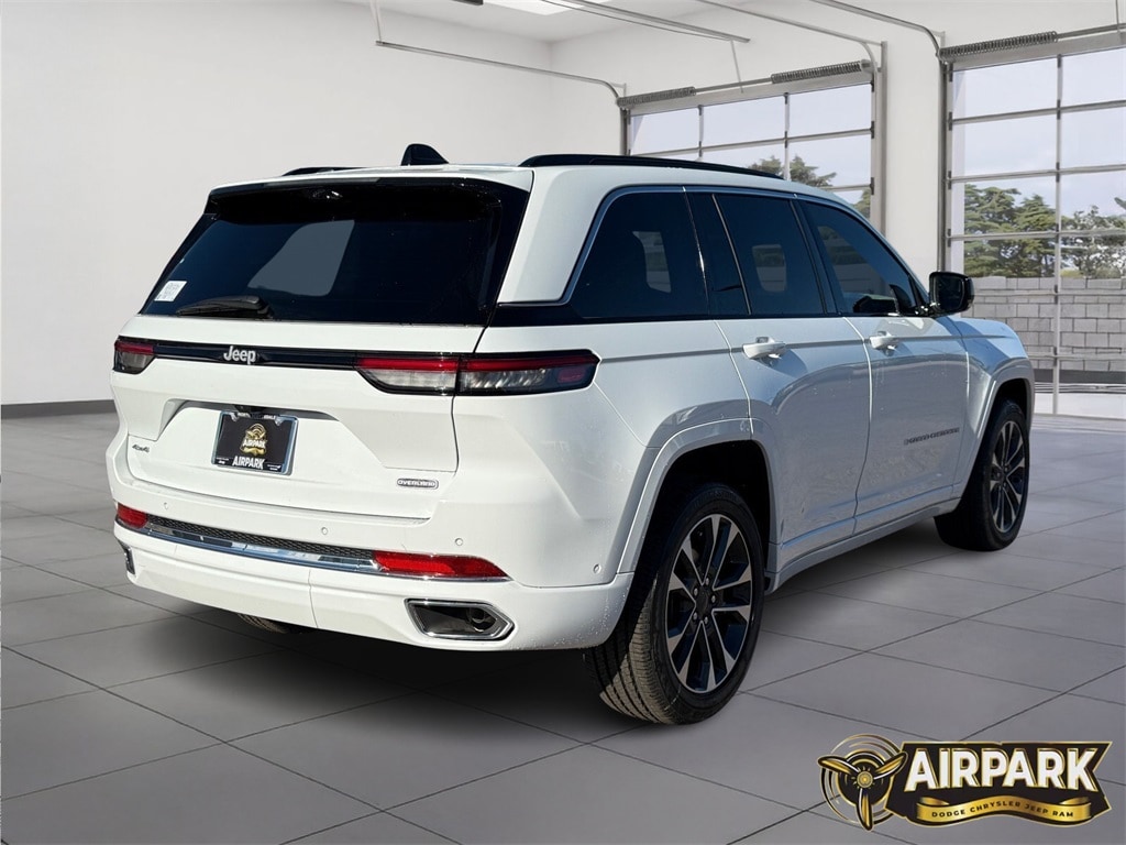 New 2025 Jeep Grand Cherokee Overland Sport Utility