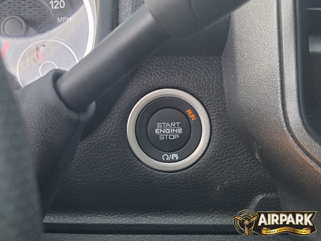 New 2026 Silver Zynith Ram Tradesman image 22