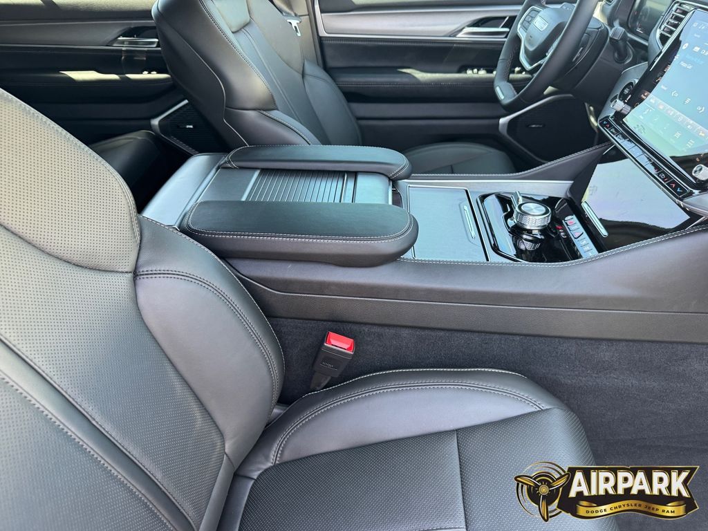New 2026 Bright White Jeep Base image 12