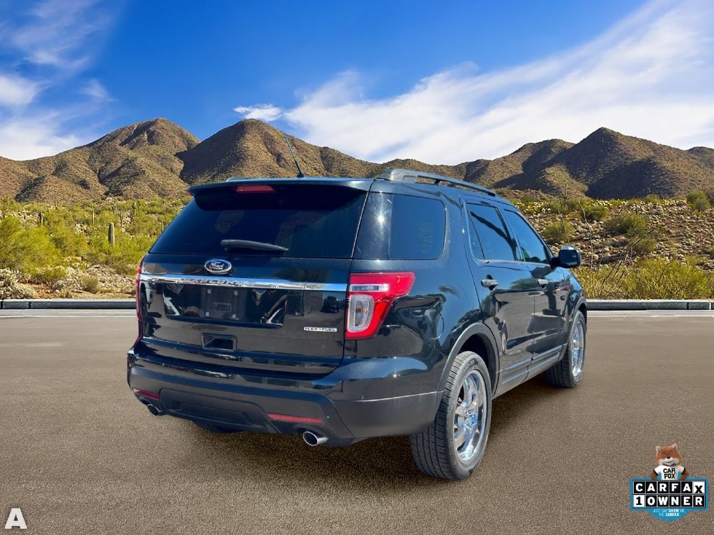 Used 2014 Tuxedo Black Metallic Ford Base image 4