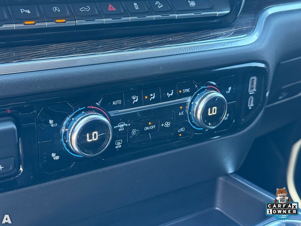 Used 2025 Onyx Black GMC Elevation image 22