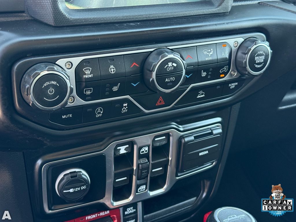 Used 2022 Sarge Green Clearcoat Jeep Rubicon image 22