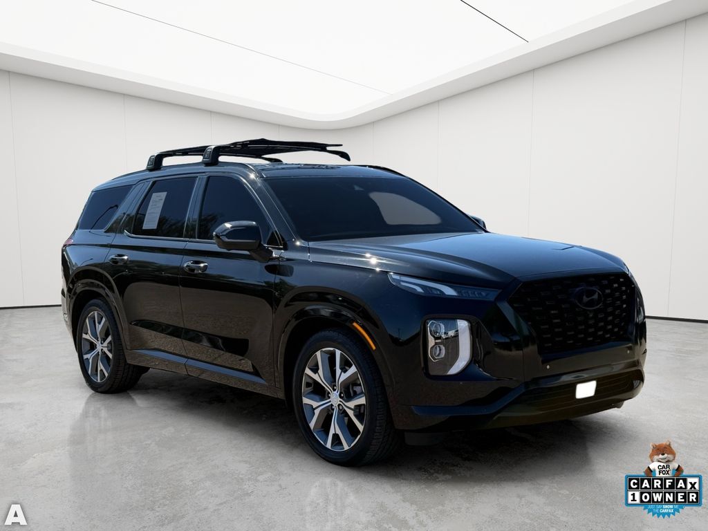 Used 2022 Abyss Black Pearl Hyundai Limited image 9