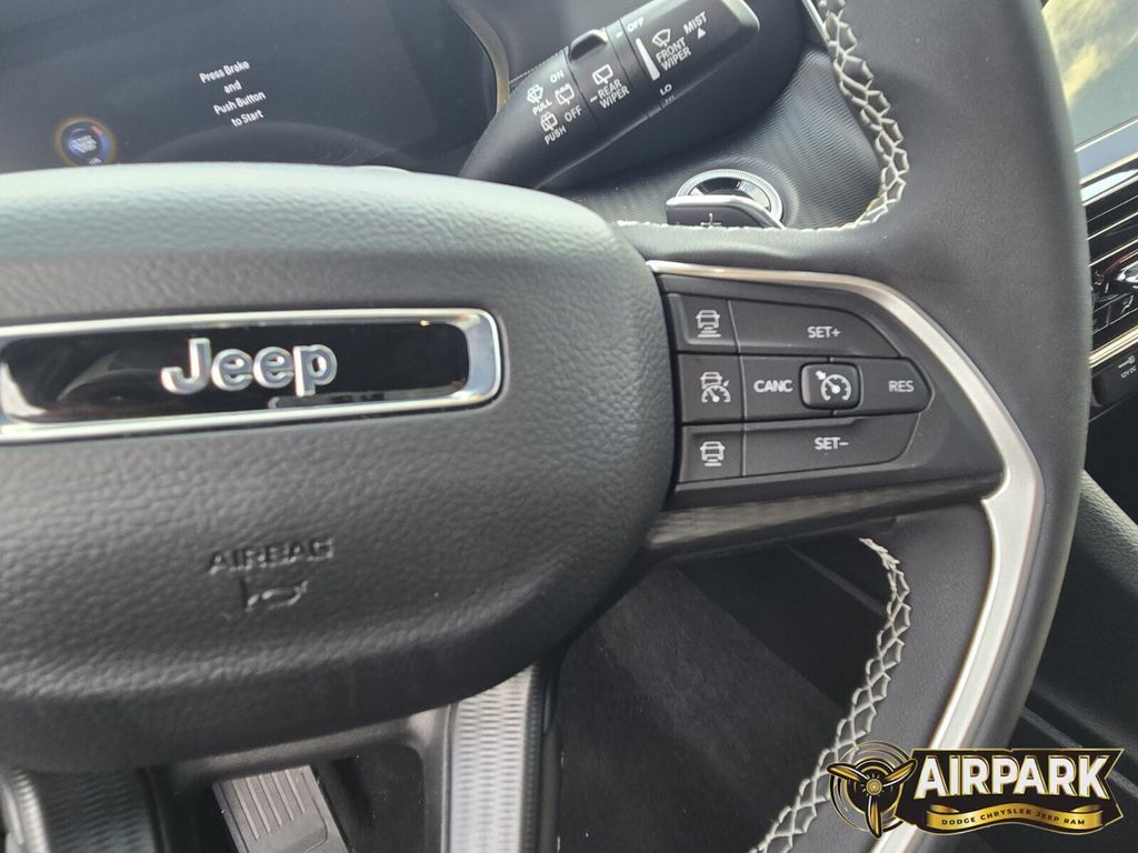 New 2025 Velvet Red Pearlcoat Jeep Laredo image 20