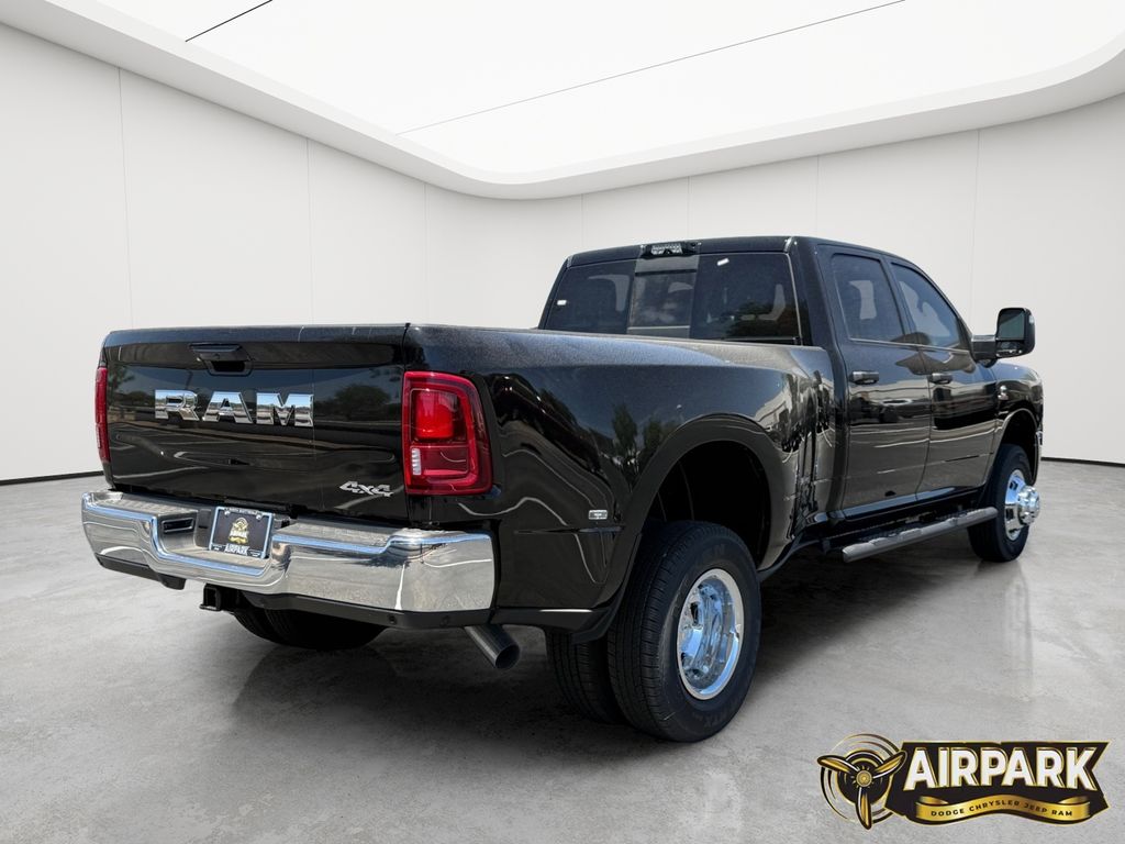 New 2026 Diamond Black Crystal Pearlcoat Ram Tradesman image 4